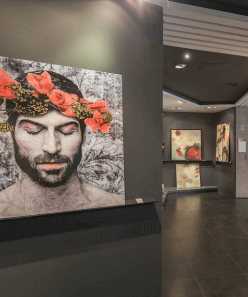 Kauf von Kunstwerken in der Kunstgalerie Carré d'artistes 